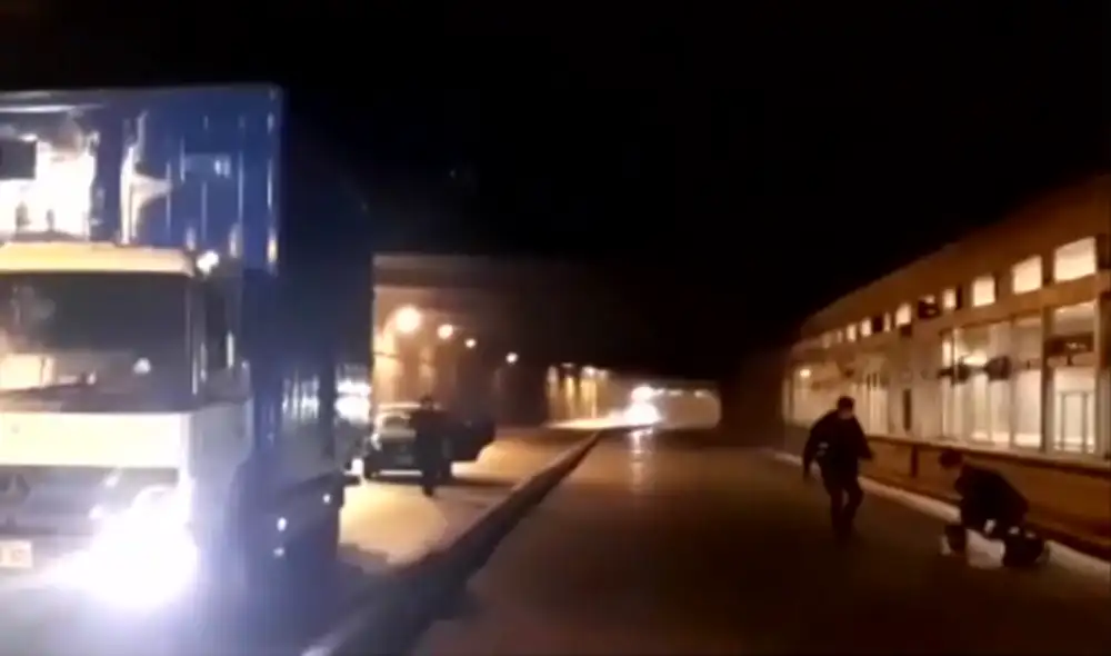Los avezados delincuentes fueron detenidos en el Cercado de Lima. (Foto: Captura América)