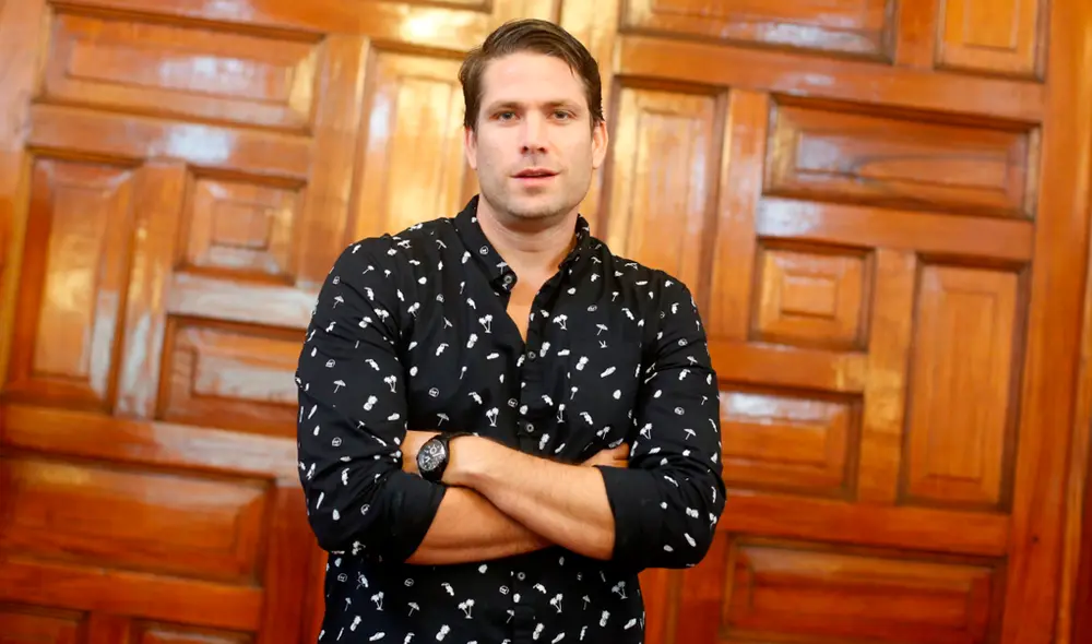 Paco Bazán se mostró consternado por el fallecimiento de Juan Pablo Vergara. | Foto: GLR