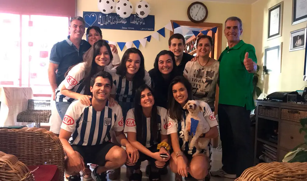 Pablo Bengoechea celebrando con su familia el título del 2017. Foto: Twitter