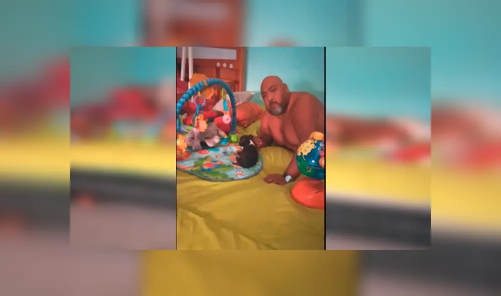 En Facebook, una joven descubrió a su padre en un amoroso momento junto con un cachorro que rescató de la calle. En Facebook, una joven descubrió a su padre en un amoroso momento junto con un cachorro que rescató de la calle.