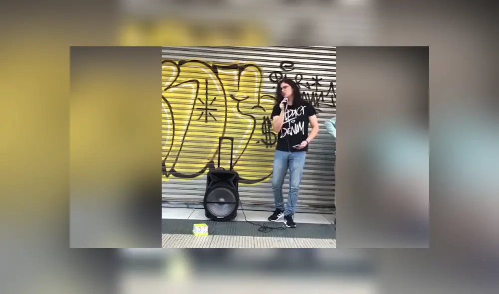 Un joven decidió cantar en la calle un tema de Pearl Jam, imitando a la perfección la voz del vocalista. Foto: Facebook Un joven decidió cantar en la calle un tema de Pearl Jam, imitando a la perfección la voz del vocalista. Foto: Facebook