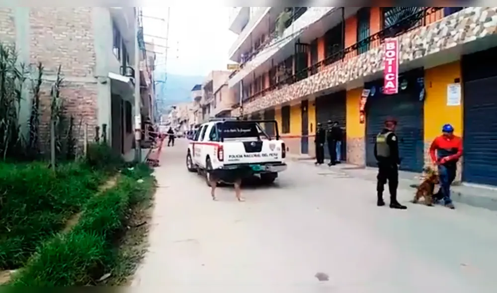 Personal policial llegó para controlar la emergencia. Personal policial llegó para controlar la emergencia.