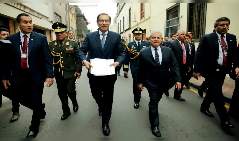 Los 11 proyectos que Martín Vizcarra presentó para reforma judicial y política [RESUMEN]