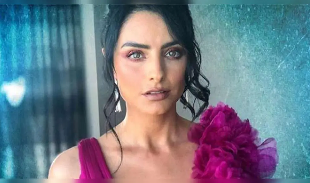 Aislinn Derbez