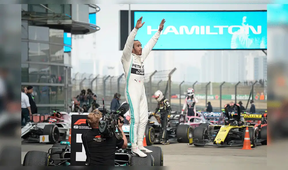 Lewis Hamilton gana el Gran Premio de China y lidera la F1