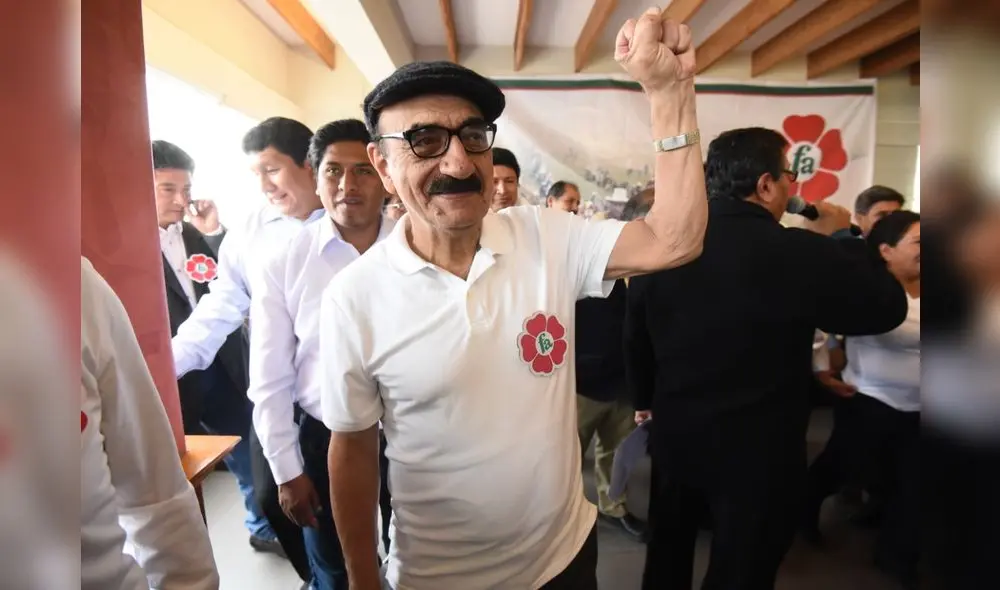 Enrique Fernández rechaza invitación a la Embajada de EE.UU. Enrique Fernández rechaza invitación a la Embajada de EE.UU.