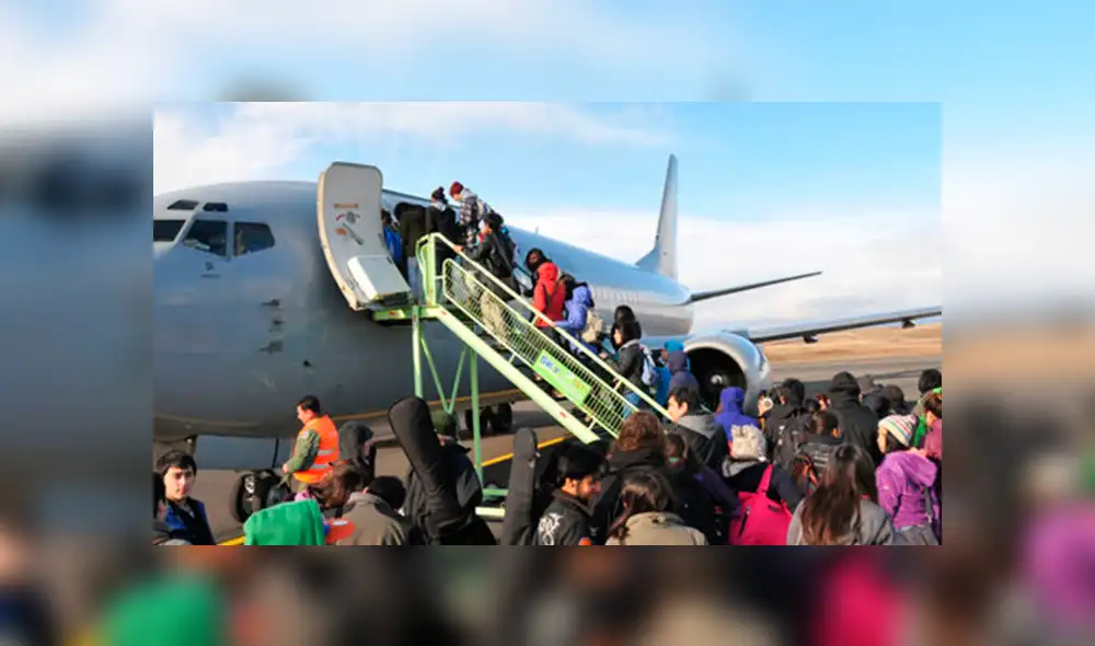 Aerolínea brindará medio pasaje universitario en vuelos nacionales