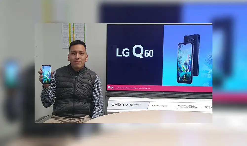 LG Q60 tiene triple cámara trasera.
