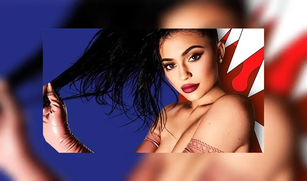 Kylie Jenner acusada de hacer publicidad engañosa de sus productos [VIDEO]