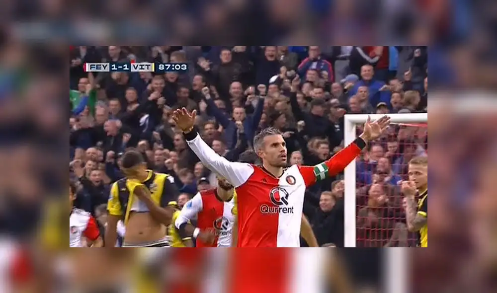 Robin Van Persie anotó un golazo y a los pocos minutos lo expulsan [VIDEO]