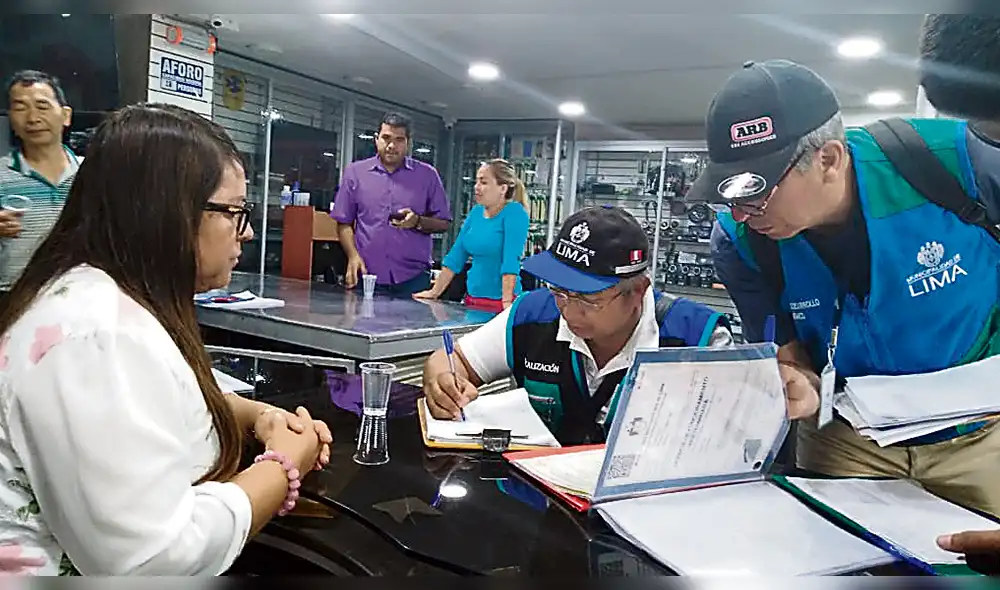 Clausuran galería en pleno corazón de Mesa Redonda