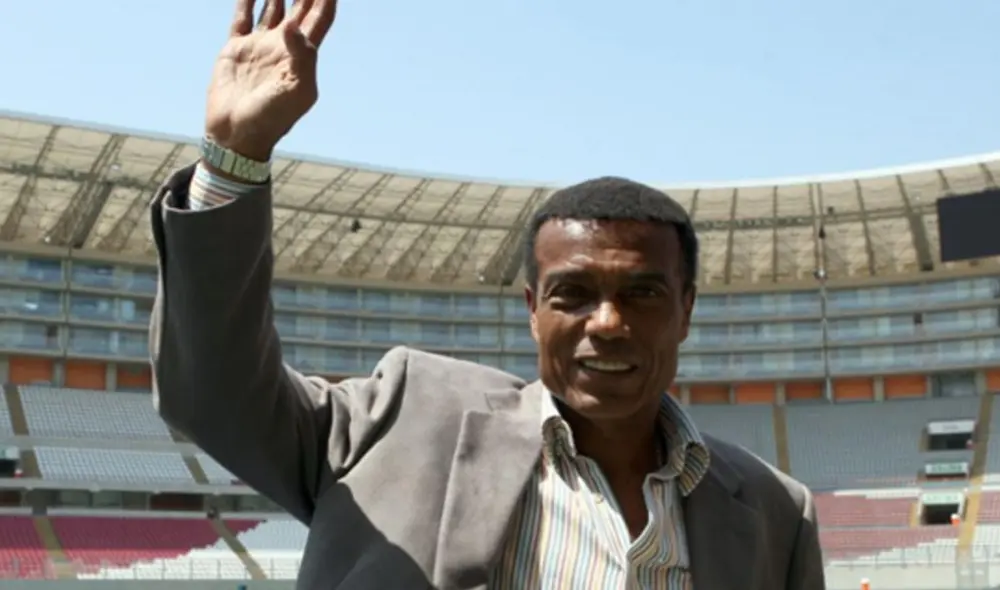 Además de Alianza Lima, en la selección peruana lo consideran parte de su historia. Además de Alianza Lima, en la selección peruana lo consideran parte de su historia.