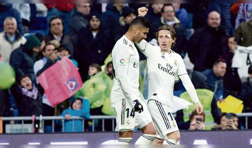 Real recuperación: Madrid venció 2-0 al Sevilla