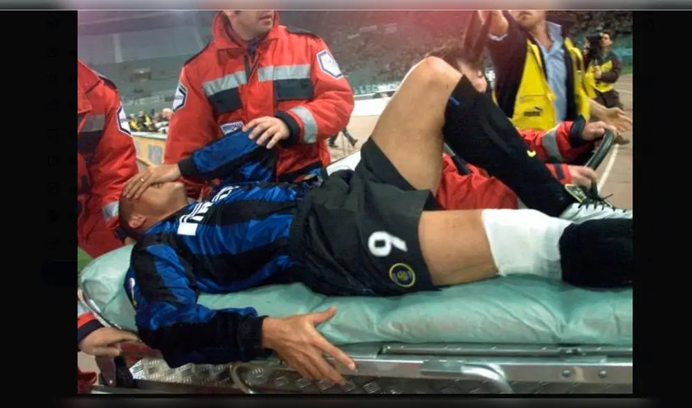 Ronaldo: un 11 de abril sufrió una terrible lesión en la rodilla jugando con el Inter de Milán. Ronaldo: un 11 de abril sufrió una terrible lesión en la rodilla jugando con el Inter de Milán.