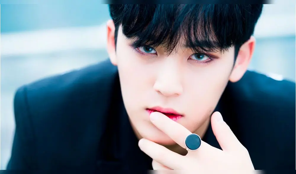 Mingyu es el nombre artístico de Kim Mingyu, es un cantante, rapero, actor, modelo y bailarín. Nacido en Corea del Sur. Mingyu es el nombre artístico de Kim Mingyu, es un cantante, rapero, actor, modelo y bailarín. Nacido en Corea del Sur.