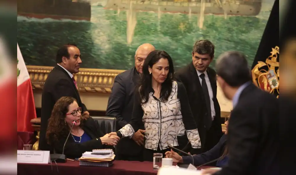 Nadine afirma que no le preocupan informes de comisiones del Congreso