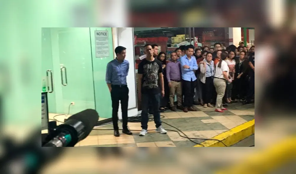 Archie Paray, el hombre que secuestró a 30 personas habla ante la prensa. Foto: Manilla Bulletin News