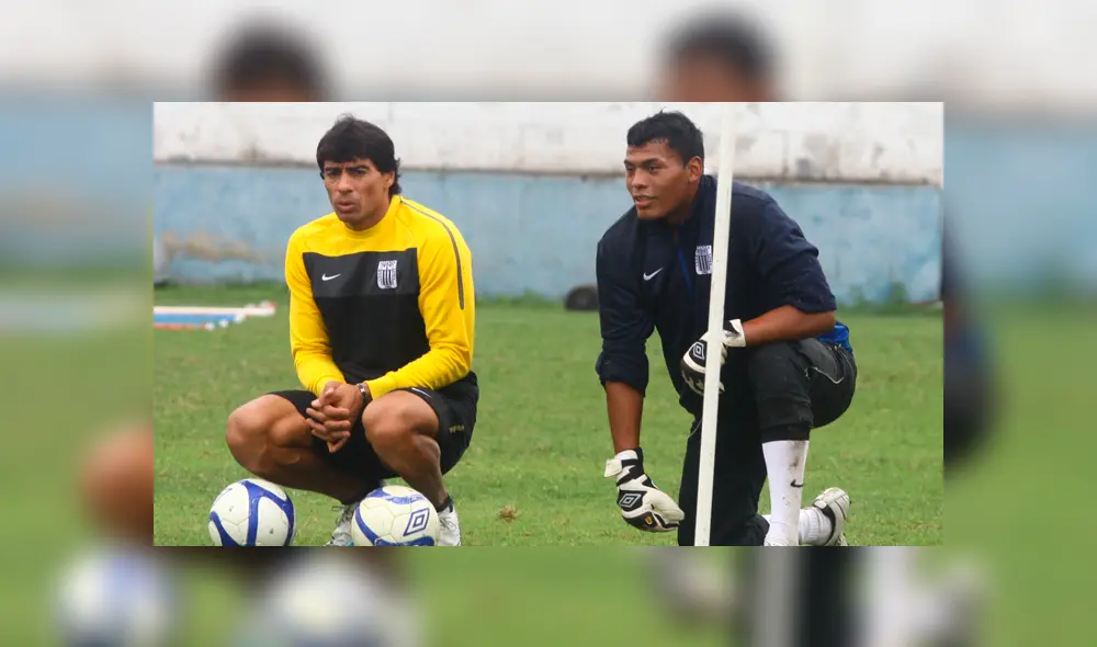Los exjugadores de Alianza Lima están realizando una excelente campaña con el Sport Chavelines Juniors en la Copa Perú. Los exjugadores de Alianza Lima están realizando una excelente campaña con el Sport Chavelines Juniors en la Copa Perú.