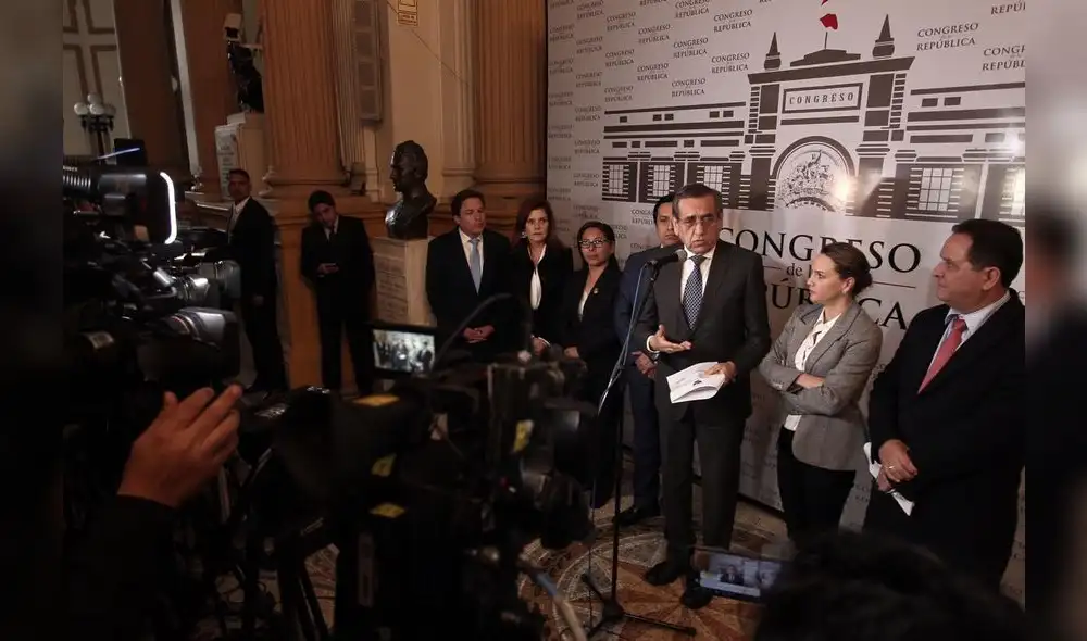 Aliados del fujimorismo anuncian que le darán el voto de confianza al Ejecutivo Aliados del fujimorismo anuncian que le darán el voto de confianza al Ejecutivo