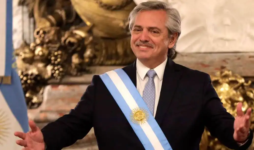 El presidente Alberto Fernández prefiere ver el fútbol a puertas cerradas que suspendido. Foto: Olé El presidente Alberto Fernández prefiere ver el fútbol a puertas cerradas que suspendido. Foto: Olé