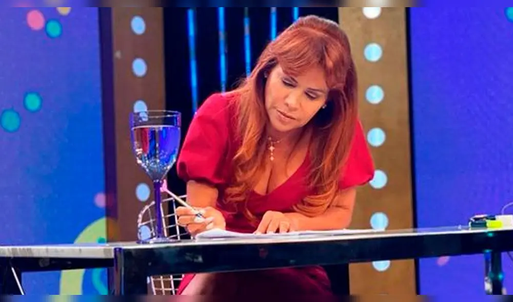 La conductora de televisión fue tildada de "irresponsable" por seguir al aire y exponer a sus reporteros al contagio del virus. La conductora de televisión fue tildada de "irresponsable" por seguir al aire y exponer a sus reporteros al contagio del virus.