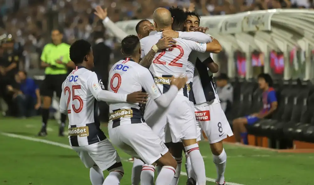 Alianza Lima vs Racing EN VIVO en partido por la Copa Libertadores 2020. Foto: Facebook Alianza Lima