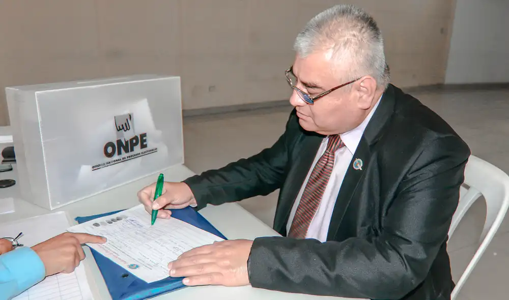 Federación de Periodistas del Perú eligió a sus autoridades. Federación de Periodistas del Perú eligió a sus autoridades.