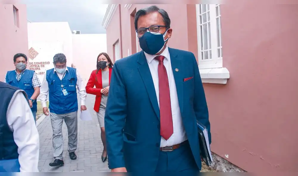 No acató medida. Según constatación policial e informe, Noguera estuvo en hospital. No acató medida. Según constatación policial e informe, Noguera estuvo en hospital.