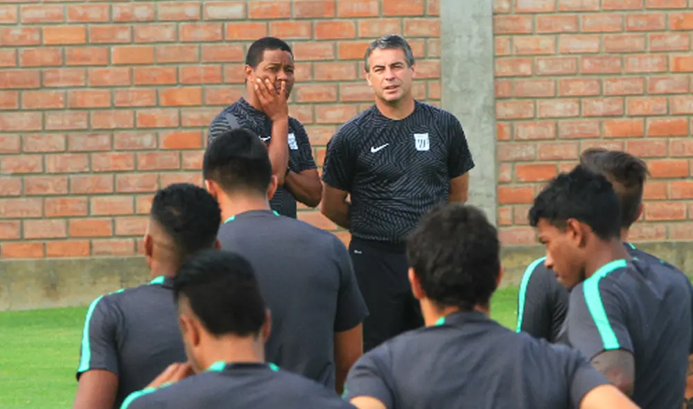 Juan Jayo se refirió al sistema de Pablo Bengoechea en Alianza Lima. | Foto: GLR
