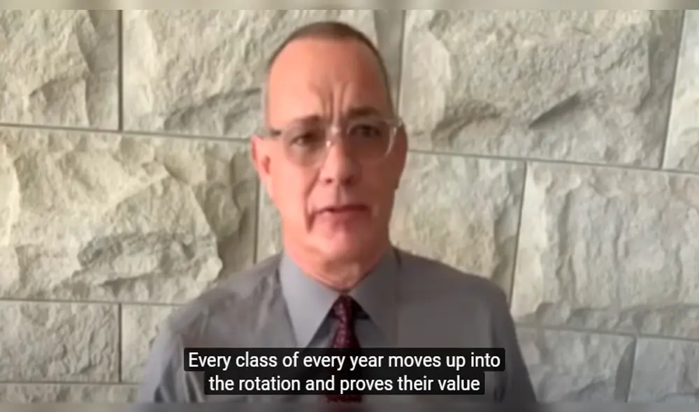 Tom Hanks sorprende universitarios que no celebraron graduación por la pandemia