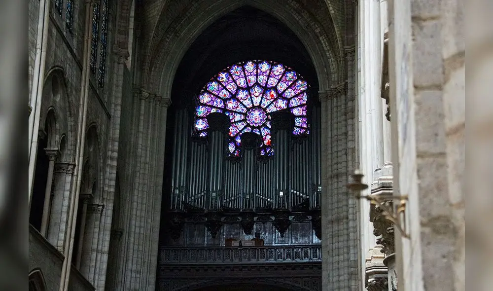 Notre Dame: sigue en pie la catedral de París [FOTOS]