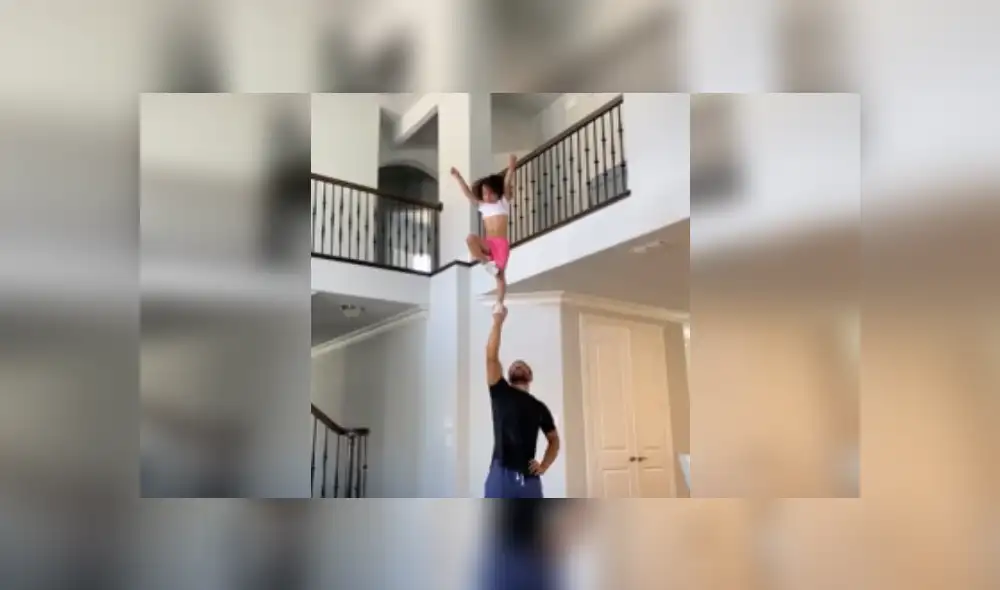 Desliza a la izquierda para ver más fotos de la increíble pirueta que realizaron un padre y su pequeña hija. Desliza a la izquierda para ver más fotos de la increíble pirueta que realizaron un padre y su pequeña hija.