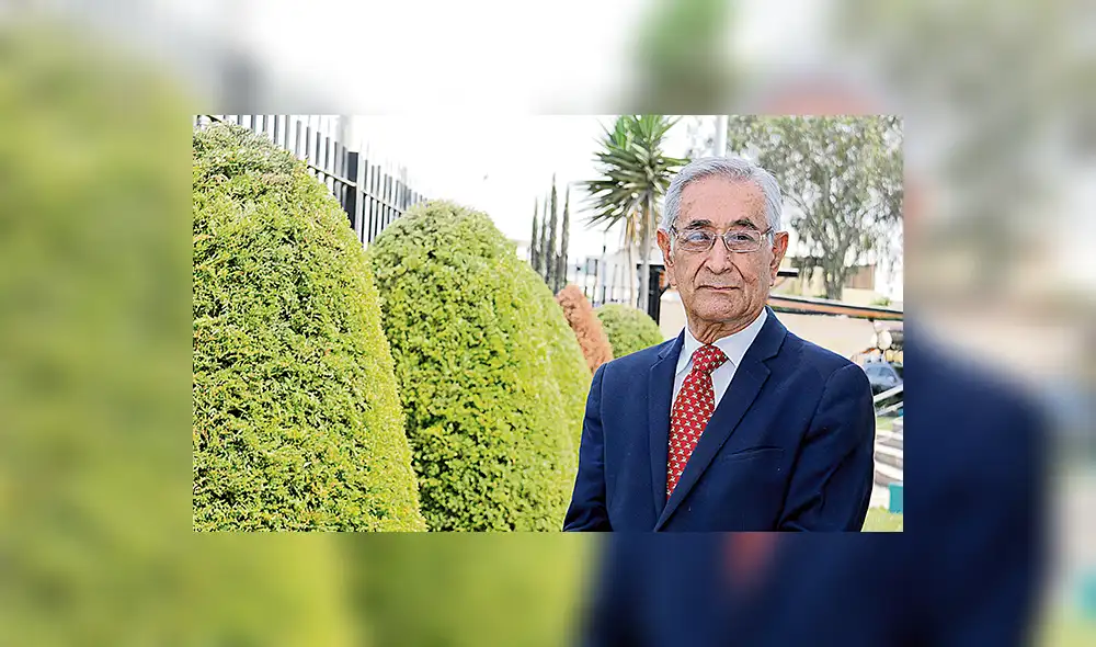 Jefe de Sunedu, O. Zegarra. Jefe de Sunedu, O. Zegarra.