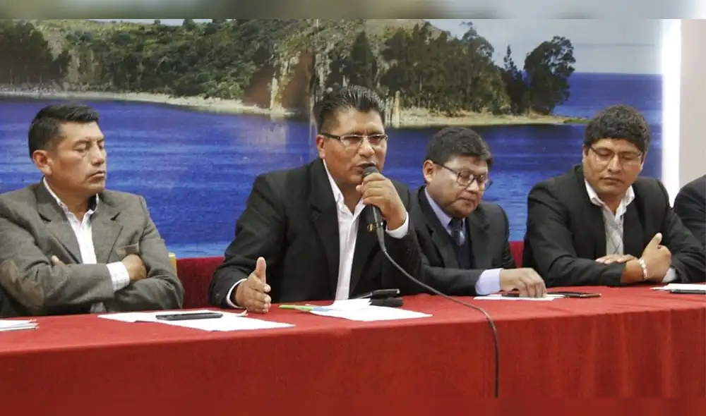 Aduviri criticó labor de Policía y Fiscalía por no resolver crímenes en Puno Aduviri criticó labor de Policía y Fiscalía por no resolver crímenes en Puno