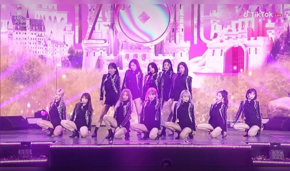 Desliza para ver más fotos de Soribada Awards 2020 vía TikTok live.