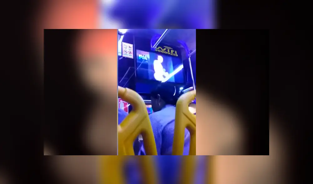 Facebook viral: Chico olvida bajar del bus por quedarse miran el sensual baile de Ricardo Milos [VIDEO]