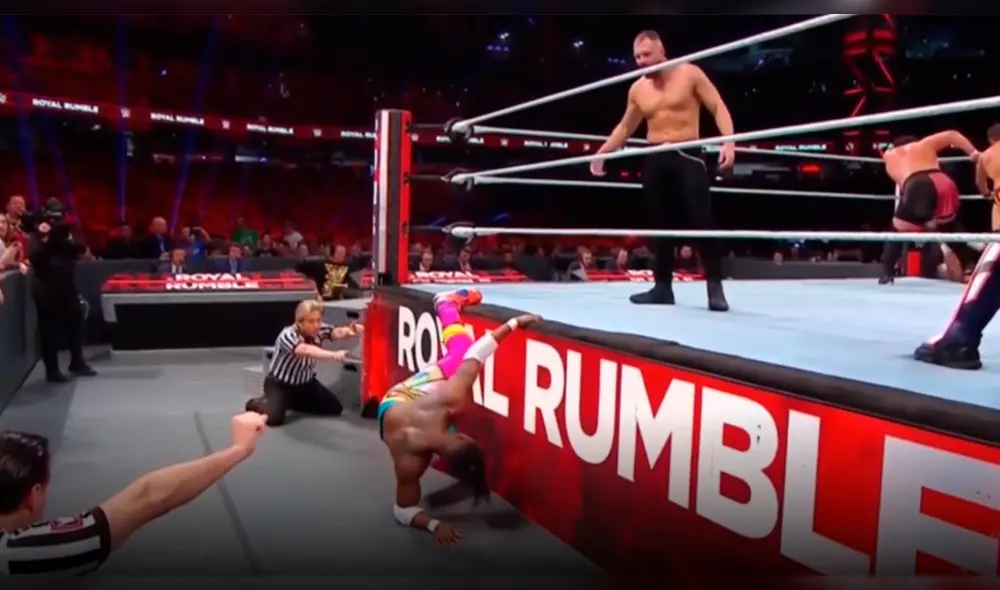 WWE Royal Rumble: Kofi Kingston se robó el espectáculo con dos épicas salvadas [VIDEO]