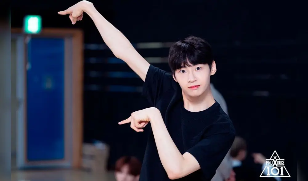 Es miembro del grupo de chicos UP10TION. En 2019, participó del reality show Produce X 101 . Fue eliminado en la final después de terminar en el 12 ° lugar.