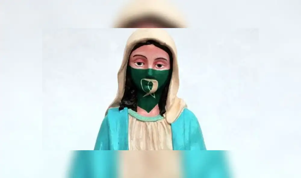 La escultura de una virgen con el pañuelo verde del aborto causa controversia en Argentina La escultura de una virgen con el pañuelo verde del aborto causa controversia en Argentina