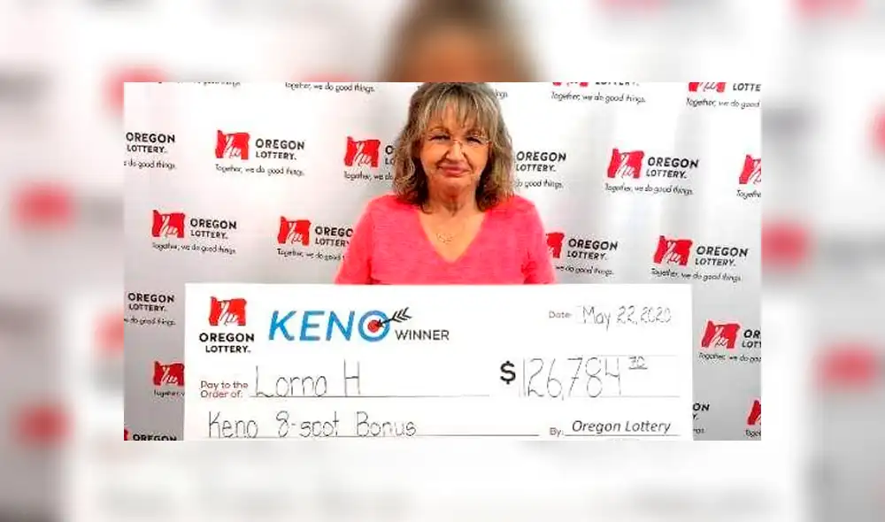 Mujer jugó a la lotería con el dinero que obtuvo por vender mascarillas y ganó más de 120.000 dólares. Foto: Lotería de Oregón Mujer jugó a la lotería con el dinero que obtuvo por vender mascarillas y ganó más de 120.000 dólares. Foto: Lotería de Oregón