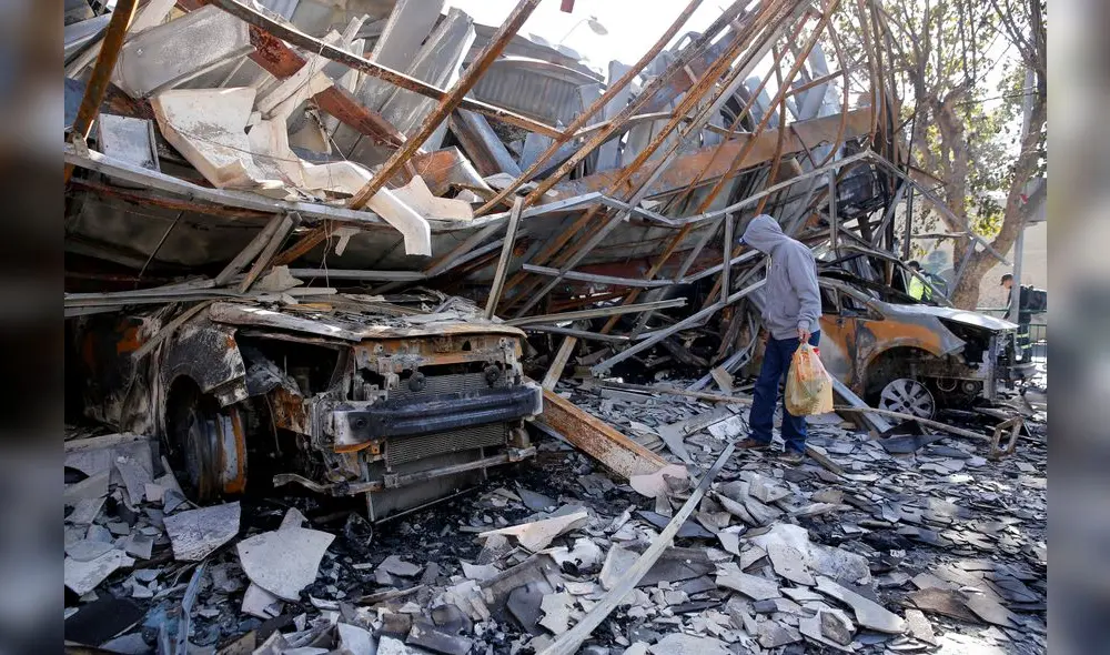 La militarización del país ha ido en aumento para tratar de controlar los desmanes violentos en los que derivó desde el pasado viernes la radicalización de la protesta ciudadana contra el alza del precio del metro. Foto: AFP. La militarización del país ha ido en aumento para tratar de controlar los desmanes violentos en los que derivó desde el pasado viernes la radicalización de la protesta ciudadana contra el alza del precio del metro. Foto: AFP.