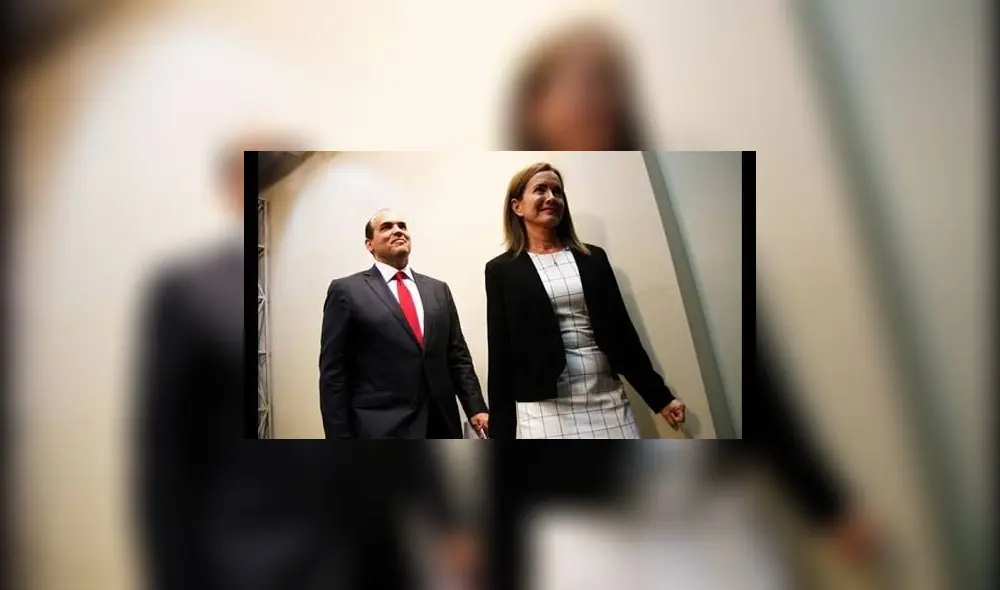 A estos actores se les perdió el libreto