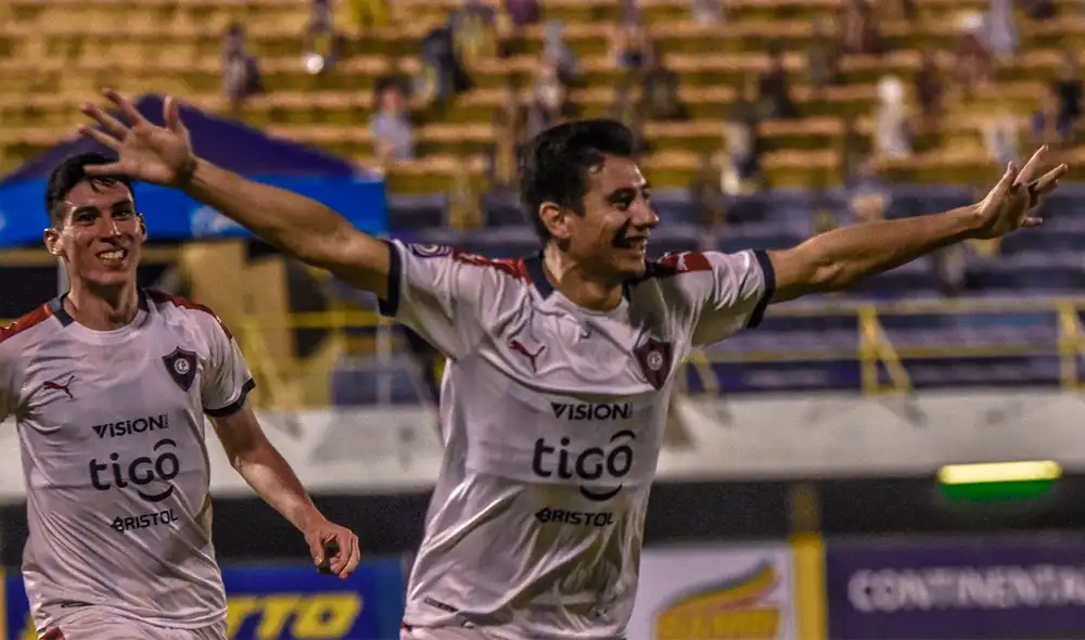 Sigue aquí EN VIVO ONLINE el partido Cerro Porteño vs. Guaraní por la fecha 13 del Torneo Apertura 2020 de Paraguay. | Foto: @CCP1912oficial