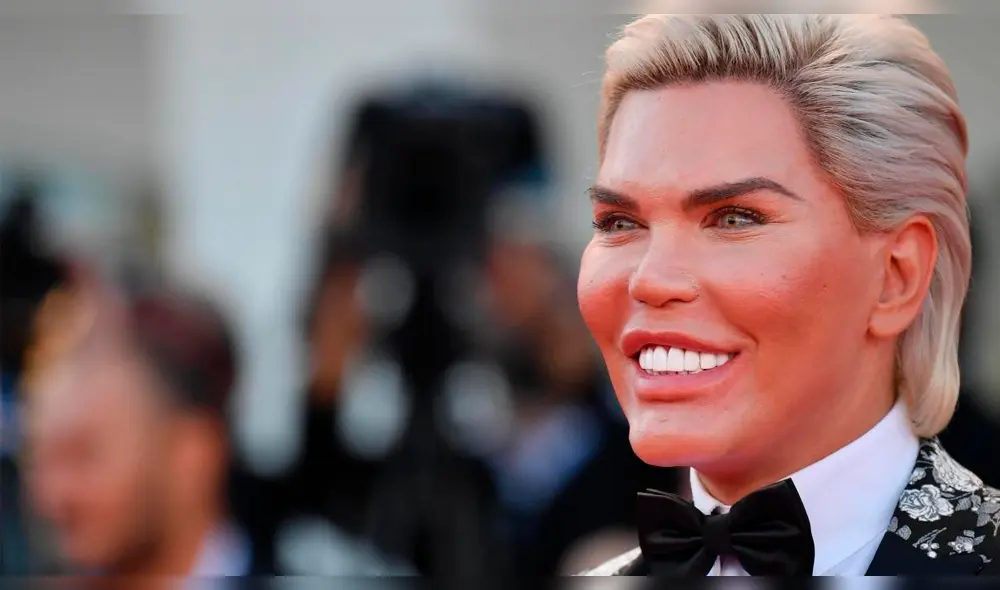 El Ken Humano se quitó 4 costillas y el resultado causó conmoción entre sus fans [FOTOS]