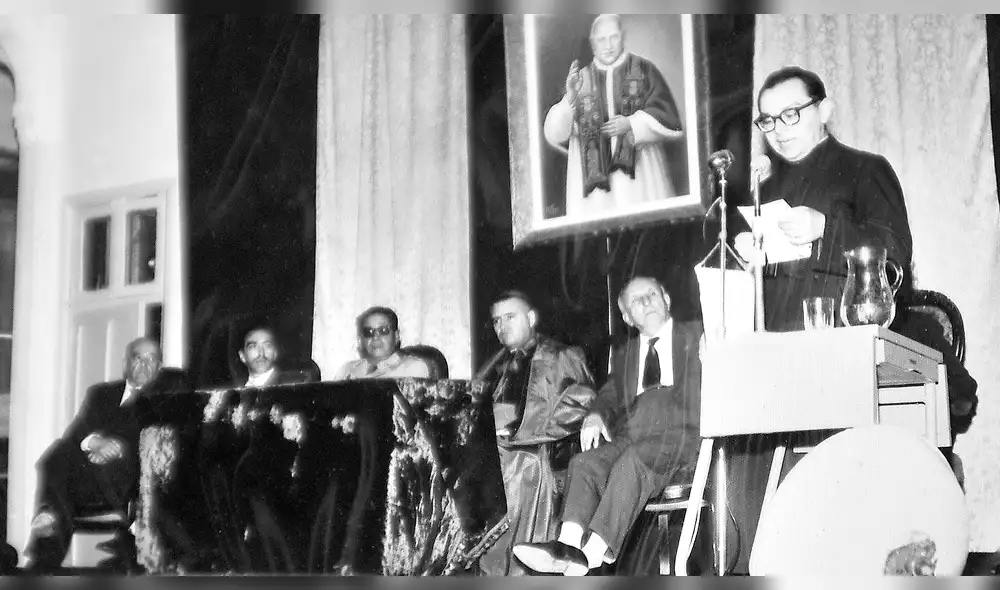 Gustavo Gutiérrez, un sacerdote que priorizó el amor por los pobres Gustavo Gutiérrez, un sacerdote que priorizó el amor por los pobres