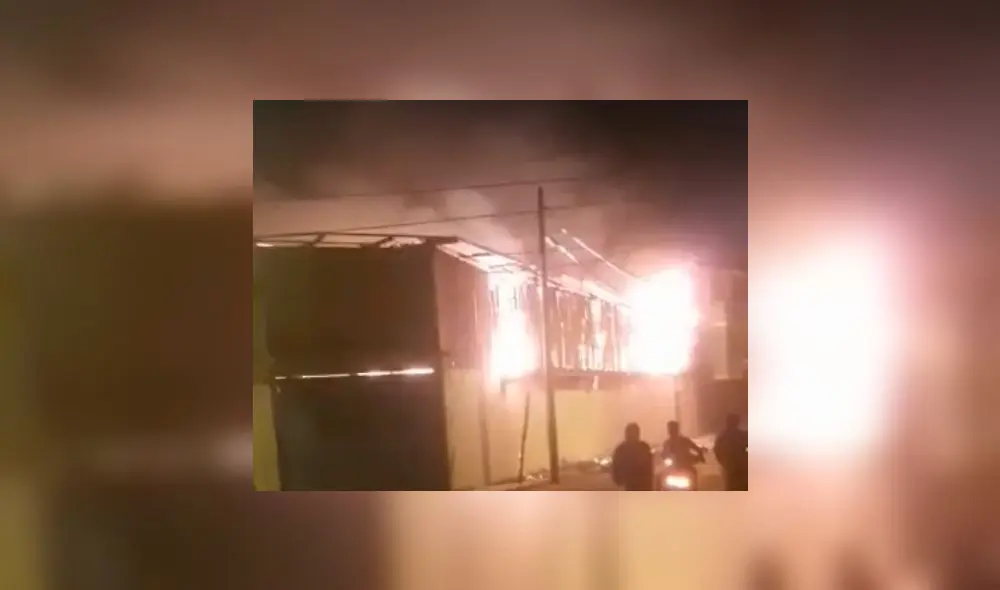 Incendio dejó cuantiosos daños materiales Incendio dejó cuantiosos daños materiales