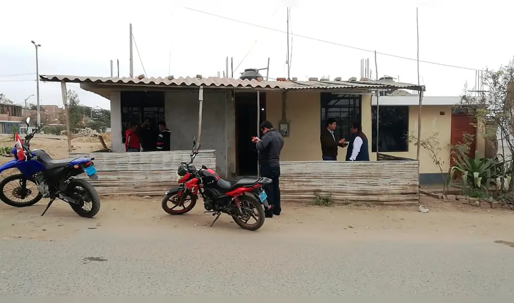 Sujetos dejaron explosivo y carta extorsiva a inspector. Sujetos dejaron explosivo y carta extorsiva a inspector.
