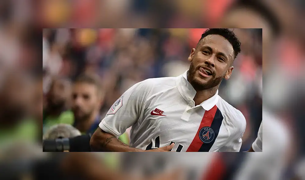 Neymar le dio la victoria en los últimos minutos al PSG con un golazo de chalaca.