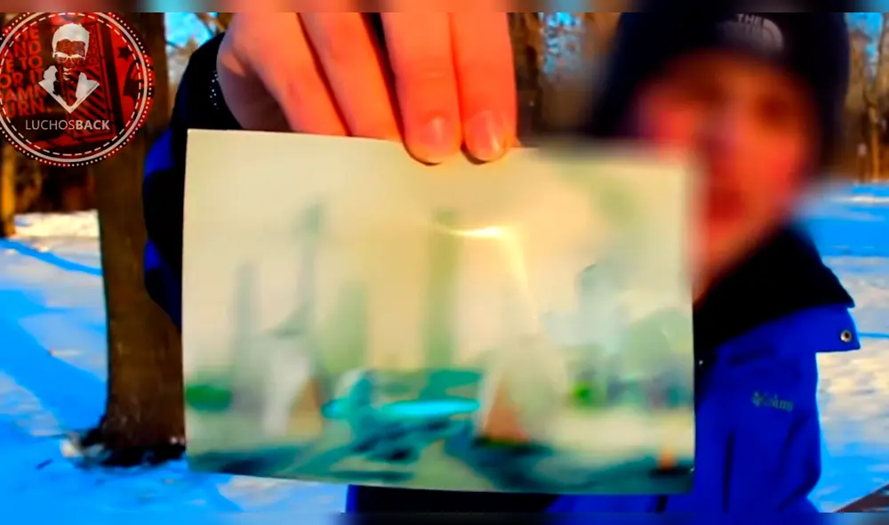 YouTube: Supuesto 'viajero del tiempo' muestra fotografía que trajo del año 6000 [VIDEO] 