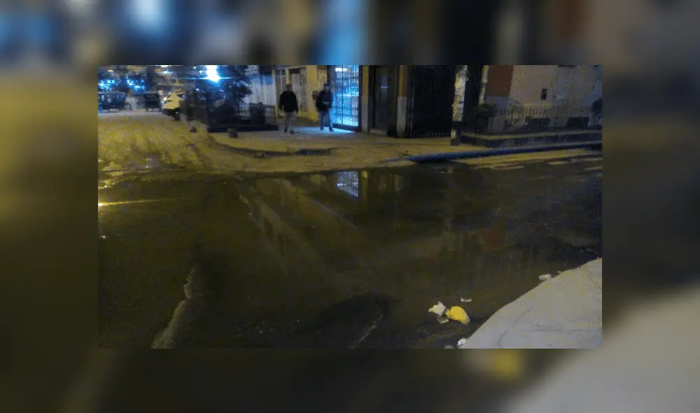 Sedapal: atienden aniego en calle de Carabayllo 